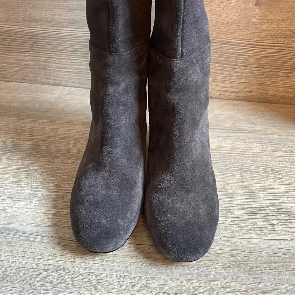 WHBM Zahra Moonwalk Leather suede over the knee grey boot inside zipper size 7.5
